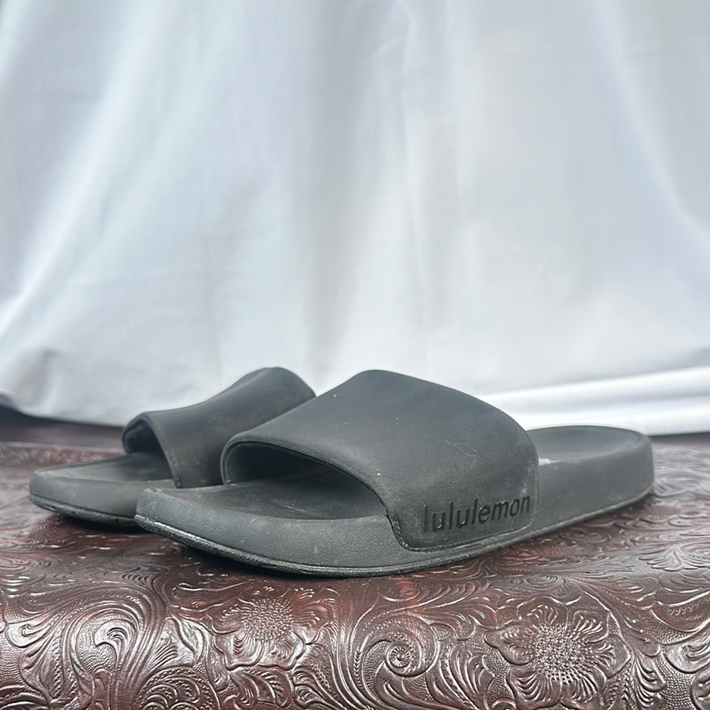 Lululemon Black Slide Sandals